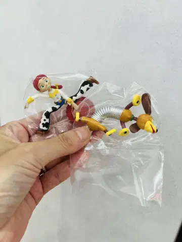 토이스토리 가챠가챠 앤디가 왔다! 제시 슬링키 세트