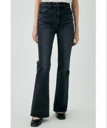 moussy MVS BLACK FLARE 24