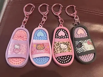 헬로키티 샌들 키링 세트