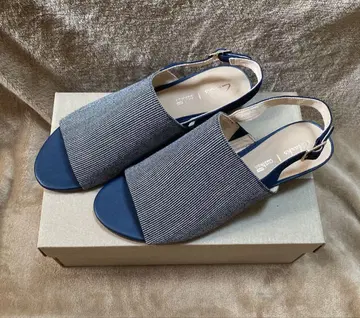 Clarks 네이비 슬립온 샌들 스트라이프 클락스 24.5