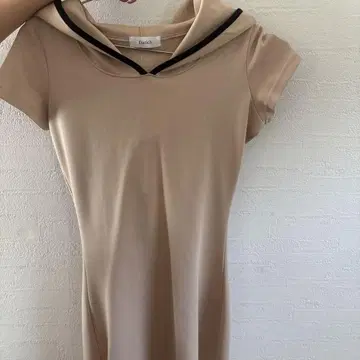 Darich 후드 베이지 미니 원피스