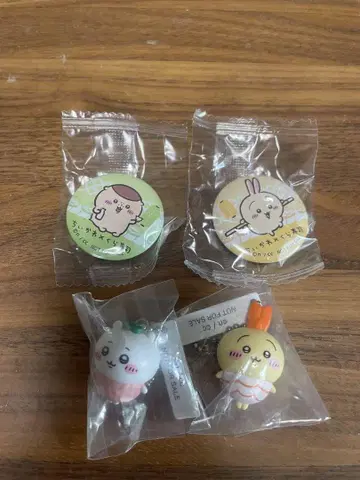 치이카와 쿠라스시 피규어 캔뱃지 모음