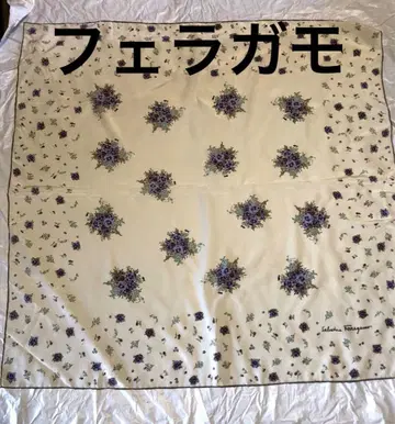 페라가모 대형 스카프