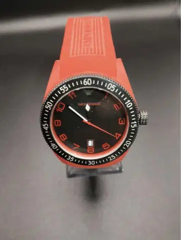 Emporio Armani 쿼츠 워치 빨검