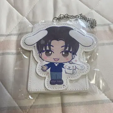 돈키 콜라보 JOSHUA 시나모롤 패스 케이스