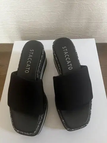 STACCATO 샌들