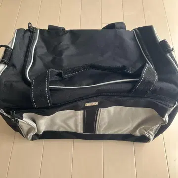 BMW 나일론 보스턴 백 블랙 & 그레이