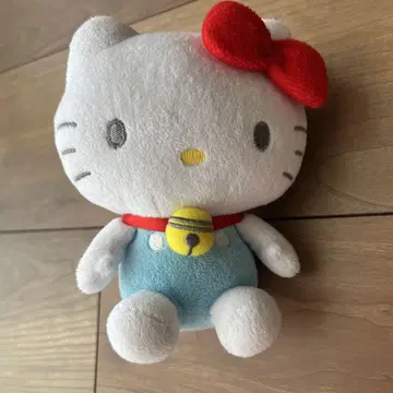 한정판 헬로키티 도라에몽 콜라보 봉제인형