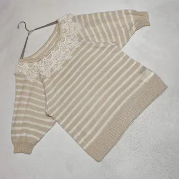 미품 CECIL McBEE 니트 티셔츠 레이스 옷깃 보더 베이지 M