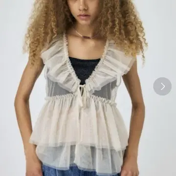 모카 짱 착용 Moussy 베스트