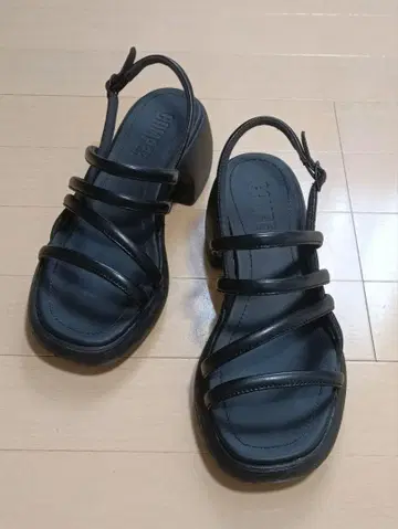 CAMPER 테르마 샌들 사이즈 38