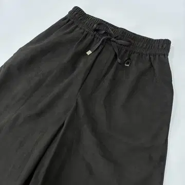 미사용품 BEIGE 이지 팬츠 벨로아 사이즈 2