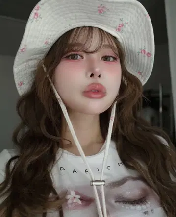 GLOWNY 꽃무늬 버킷햇 크림색