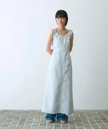 CODE A sporty gathered dress