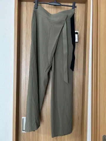미사용 새상품 Aga 카키 스타일 팬츠 9호