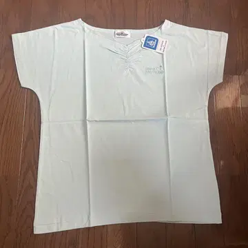 스카이블루 심플 티셔츠 디즈니 M 사이즈