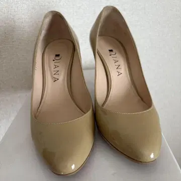 Diana 베이지 하이힐 24cm