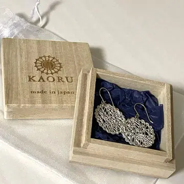 KAORU 실버 레이스 귀걸이