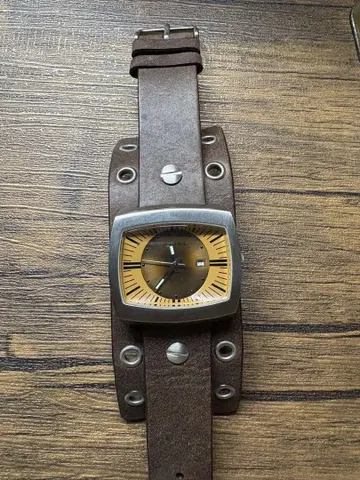 FOSSIL 손목시계