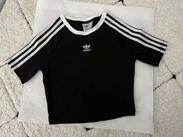 adidas 블랙 검정 반팔 티셔츠 M 사이즈 3선 라인
