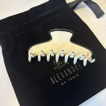 ALEXANDRE DE PARIS 아이보리 헤어 클립