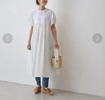 비어즐리 소매 벌룬 워셔 원피스 화이트 반팔 플레어 원피스