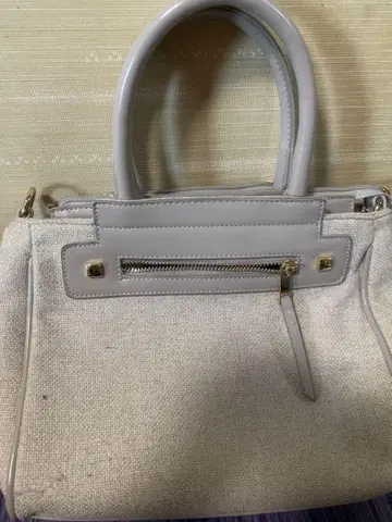 그레이 핸드백 지퍼 포켓 부착