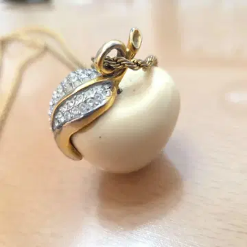 KJL 케네스 제이 레인 사과 목걸이 롱 목걸이 NY