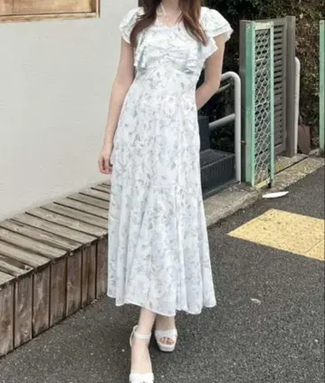 rienda 프릴 플라워 롱 원피스 여름옷 반팔