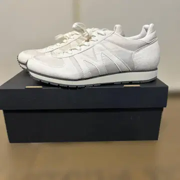 Mizuno MARGARET HOWELL 화이트 러닝화