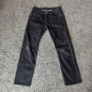 A.P.C. 뉴스탠다드 28인치 블랙