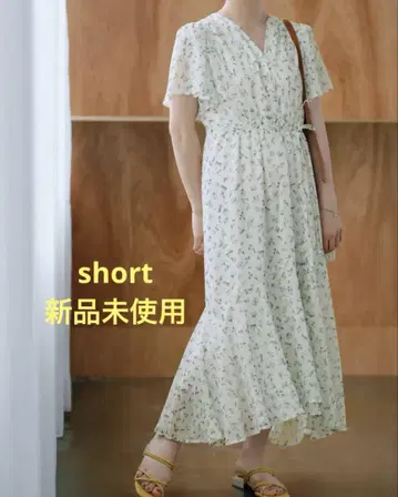 COHINA 리틀 플라워 캐시 랩 원피스 아이보리 숏