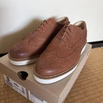Clarks 드레스 슈즈 발리 브로그 새상품 박스 포함