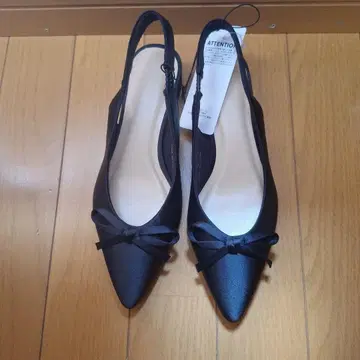 택 포함 새상품 GU 리본 펌프스 블랙 플랫슈즈 ZARA DIANA