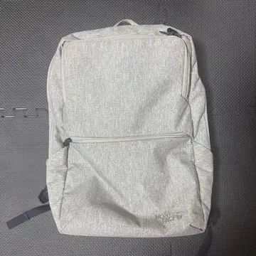 THE NORTH FACE 셔틀 데이팩 NM82054