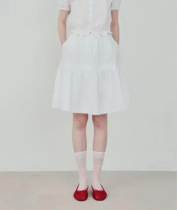 HANE Lace Frill Midi Skirt_Milk