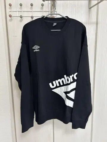 umbro(엄브로) / 오버사이즈 맨투맨 / XL / 미사용 새상품