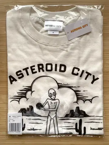 ASTEROID CITY 티셔츠 M 바닐라 화이트