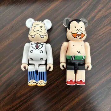 베어브릭 바카본 2체 세트 테즈카 후지오