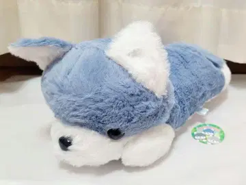 엎드린 늑대 봉제인형