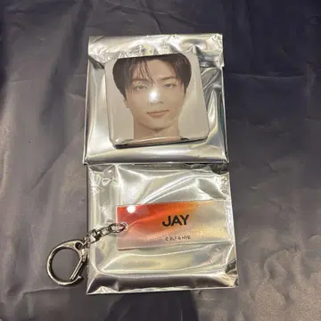 스퀘어 캔뱃지 아크릴 키링 제이 2세트