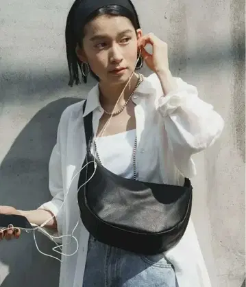 [ russet ] 소프트 가죽 라운드 숄더백