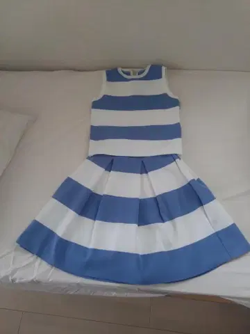 And couture 스트라이프 셋업