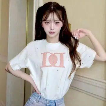 darich 다리치 퀼팅 아플리케 비쥬 T셔츠