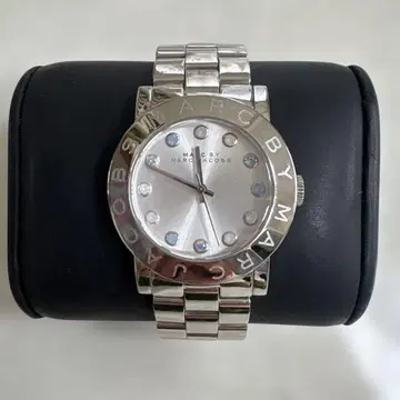 MARC BY MARC JACOBS 실버 시계
