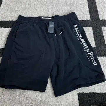 Abercrombie & Fitch 네이비 숏팬츠 M