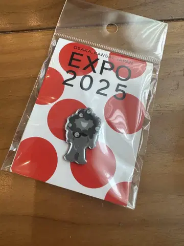 간사이 엑스포 회장 한정 블랙 먘먘 핀 배지