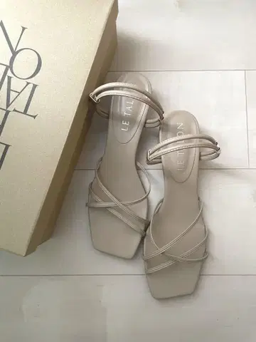 LE TALON 3.5cm 스퀘어 2WAY 샌들