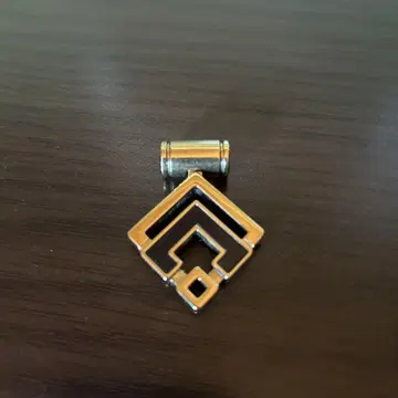 코란트 목걸이