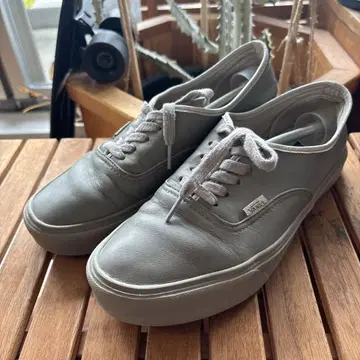[ VANS VAULT ] 27cm 가죽 오센틱 그레이